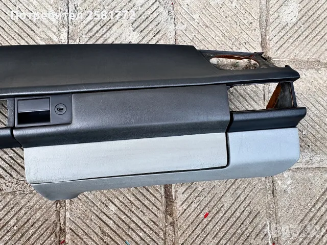 Табло за Мерцедес 124 , снимка 2 - Части - 55880593