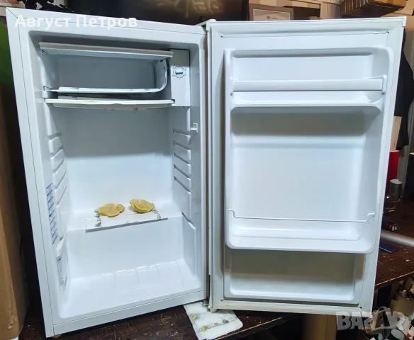 Haier HTTF-406W (81 литра) - Малък хладилник Haier - Smeg Style / Brushed Steel , снимка 5 - Хладилници - 56061737