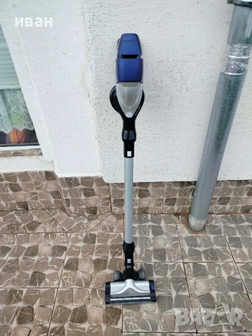 Вертикална прахосмукачка Rowenta Air Force 360