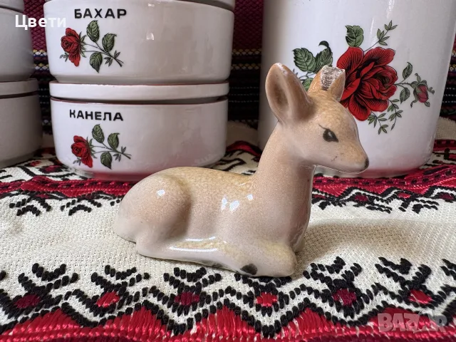 Ретро фигурки “Сърнички” - керамика, порцелан, снимка 2 - Антикварни и старинни предмети - 55969438