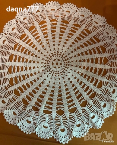Плетена ръчно покривка за маса 20 лв, снимка 8 - Декорация за дома - 51863811