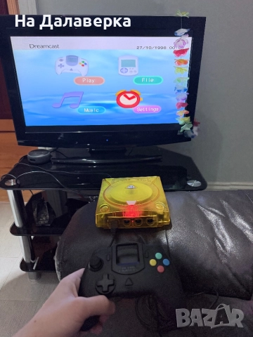 Sega Dreamcast Crystal Orange – комплект с 4 джойстика и Memory карта, снимка 13 - Други игри и конзоли - 52434933