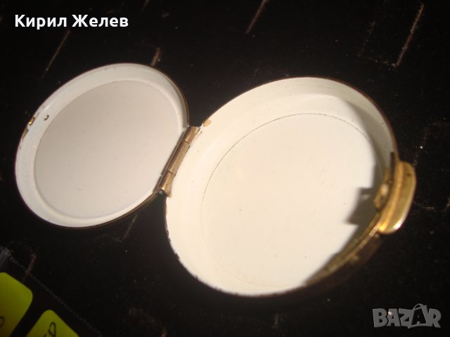 ПОЗЛАТЕНА ВИНТИДЖ СТАРА БРОНЗОВА КУТИЙКА РИСУВАН ЕМАЙЛ ПОРЦЕЛАН АРТ ДЕКО МАЙСТОРСКА РАБОТА 25058  , снимка 7 - Антикварни и старинни предмети - 34479487