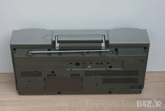 Hitachi TRK 7720!Профилактиран,всичко работи!, снимка 2 - Радиокасетофони, транзистори - 56001798