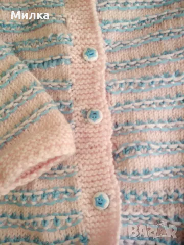Ръчно плетена жилетка за дете , снимка 7 - Детски пуловери и жилетки - 49942421
