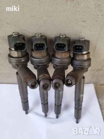 Дюзи BOSH за Opel Astra H 1.7 CDTI (101к.с.) , снимка 3 - Части - 48375690