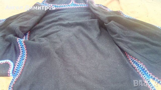 Ръчно плетено бродирано наметало с качулка , снимка 9 - Антикварни и старинни предмети - 37692796