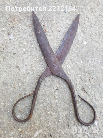 Кована ножица , снимка 2 - Антикварни и старинни предмети - 51521627