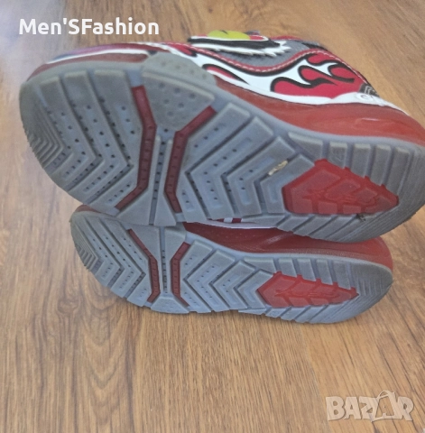 Geox Lights - светещи маратонки, снимка 6 - Детски маратонки - 51784102