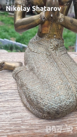 Бронзова скулптура. Азиатска фигура , снимка 4 - Антикварни и старинни предмети - 54014381