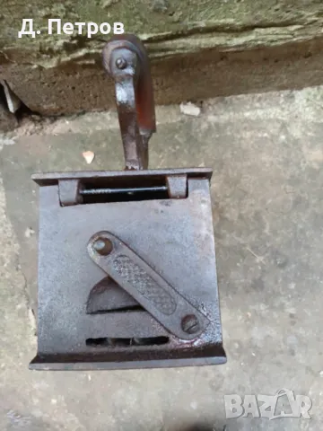 Стара ютия на жар, снимка 6 - Антикварни и старинни предмети - 48420727