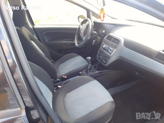 Фиат Гранде Пунто, снимка 3 - Автомобили и джипове - 52677071