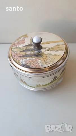 Винтидж Японска Музикална Кутия за Пудра / Бижута Sankyo (1950-1960 г.), снимка 2 - Антикварни и старинни предмети - 55968412