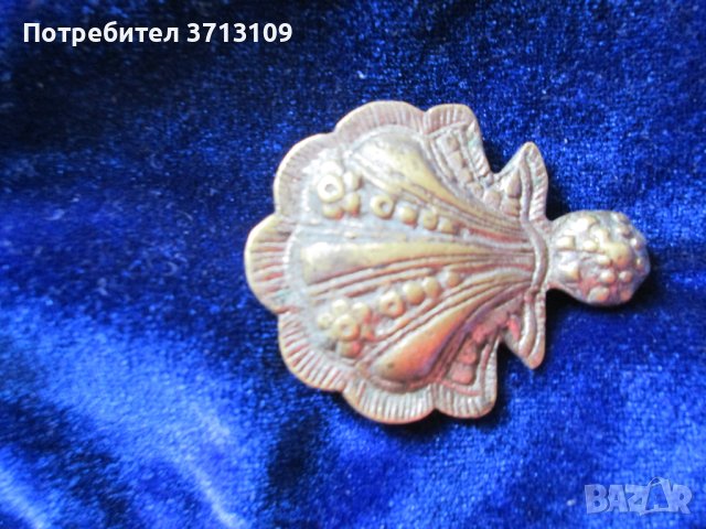 1/2 бронзова малка пафта за носия, снимка 2 - Антикварни и старинни предмети - 42472713