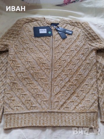 Продавам уникален пуловер на ROBERTO CAVALLI, снимка 1 - Пуловери - 34937827