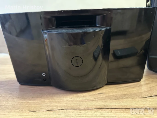 Тонколона Bose SoundDock, снимка 4 - Bluetooth тонколони - 51412187
