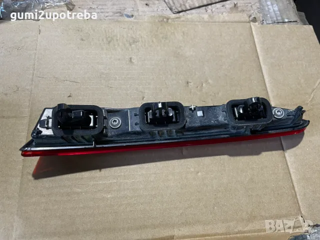 Светлоотразител Ляв на Багажник 10A945307A VW ID.3 E11 pro, снимка 4 - Части - 48803290