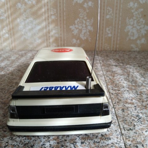 Ретро Радиоуправляем автомобил , снимка 5 - Електрически играчки - 42689047