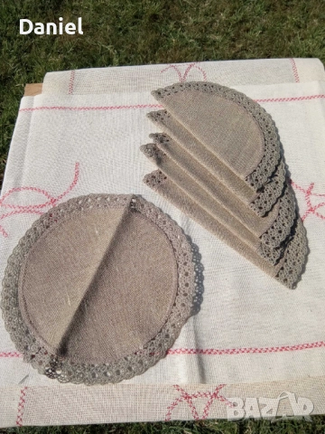 Ръчно направени покривки и подложки