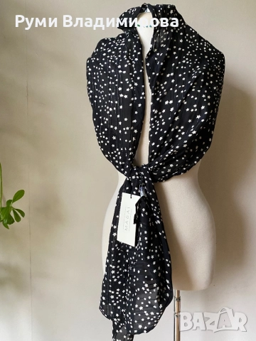 Черен шал Masai, с етикет от 98 % вискоза, снимка 2 - Шалове - 48941296