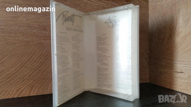 Видеокасета " Pavarotti in Verdi's REQUIEM MASS " VHS, снимка 7 - Други жанрове - 54098524