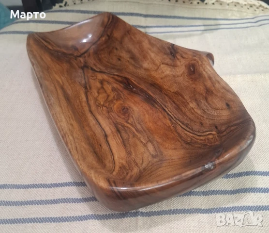 Ръчно изработена декоративна купа от орех с артистична неправилна форма, снимка 2 - Декорация за дома - 51308562