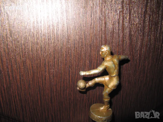 метална фигура - футболист, снимка 3 - Други ценни предмети - 48743216