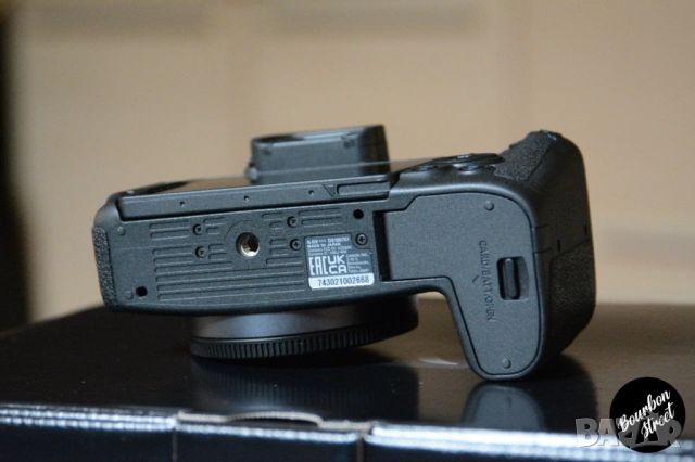 🔥Canon EOS RP body на само 629 кадъра + 22 месеца БГ  ГАРАНЦИЯ!, снимка 4 - Фотоапарати - 53284362