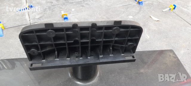 ​Стойкa за телевизор SAMSUNG UE50EH5300, снимка 2 - Стойки, 3D очила, аксесоари - 33919592