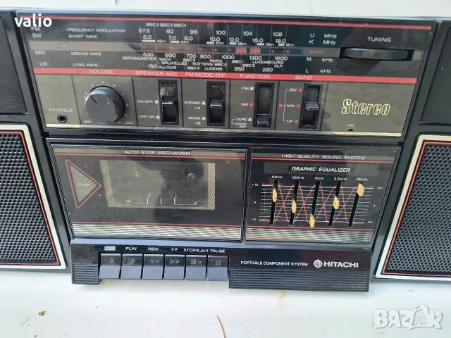 касетофон Hitachi  trk 902, снимка 2 - Радиокасетофони, транзистори - 56410927