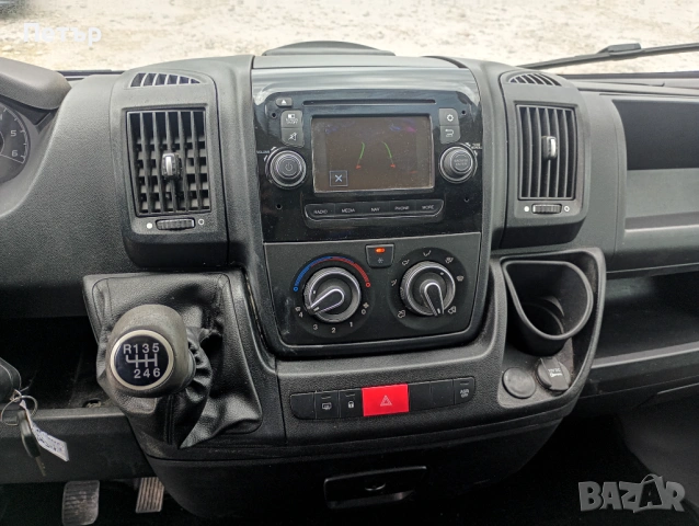 Пежо Боксер 2015г FULL екстри, снимка 11 - Бусове и автобуси - 54259335