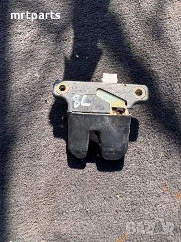 Ключалка за задна врата за Audi A3 8L