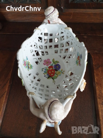 Meissen фигурална ажурна фруктиера 32см/стара Майсен порцеланова жардениера с херувими, снимка 2 - Антикварни и старинни предмети - 50629216