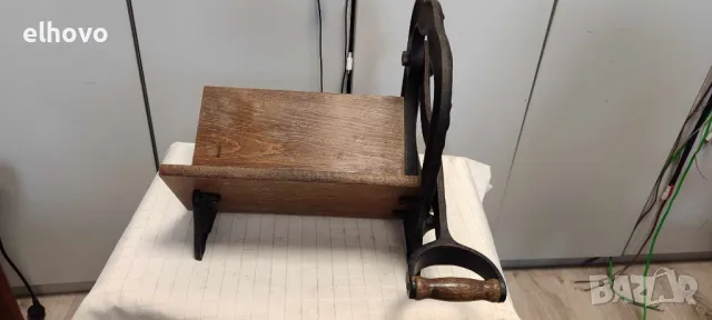 Стара масивна гилотина, снимка 2 - Антикварни и старинни предмети - 48052585
