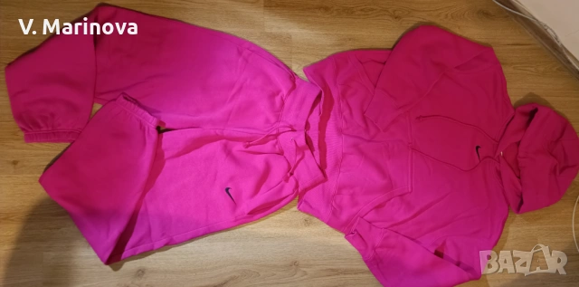 Спортен комплект Nike