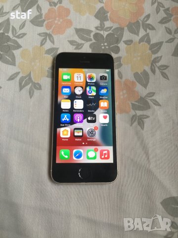 Продавам iPhone SE