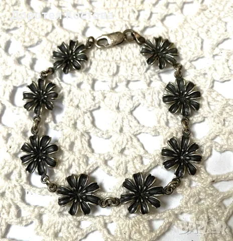 ТОКАШ красива сребърна гривна с цветя и печати 925