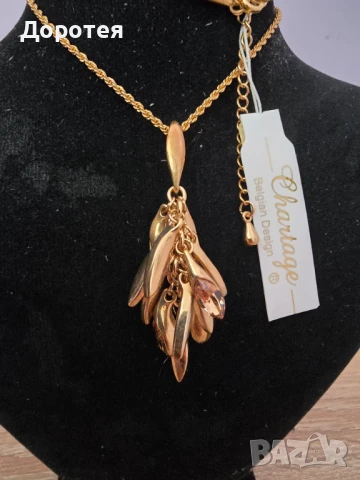 Колие с висулка, снимка 2 - Колиета, медальони, синджири - 51183808