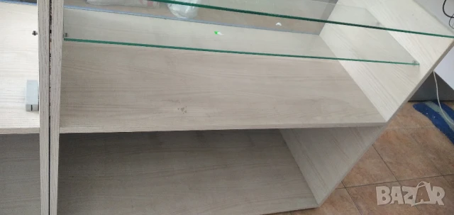 ВИТРИНИ,СТЕННИ ПЕРФОРИРАНИ СТЕЛАЖИ, РЕШЕТКА, снимка 2 - Оборудване за магазин - 51260264