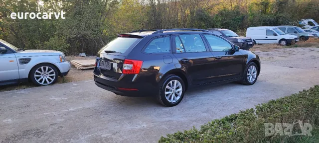 Skoda Octavia 1.6 TDI 7DSG, снимка 5 - Автомобили и джипове - 47469766