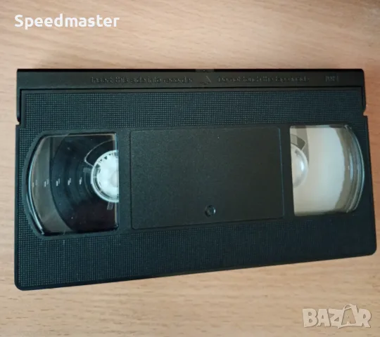 VHS Твърда игра, снимка 3 - Други жанрове - 56349213