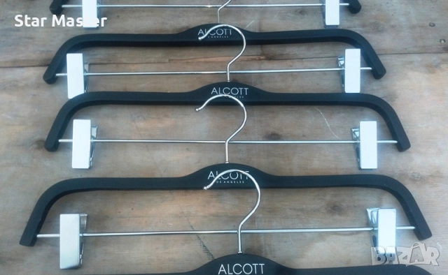 Закачалки за дрехи дървени гумирани  , снимка 2 - Оборудване за магазин - 26954042