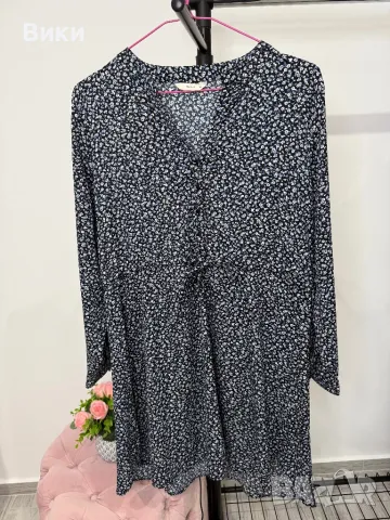 Рокля в размер М, снимка 2 - Рокли - 48504242