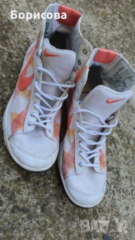 Дамски кецове Nike