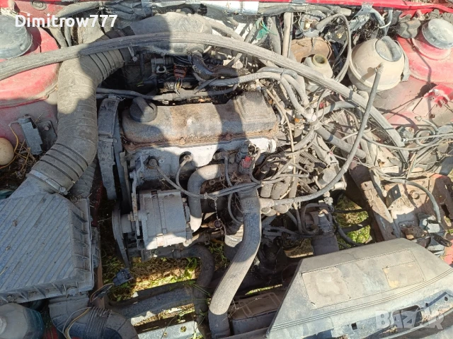 VW Passat B3 1.8 Бензин За Части, снимка 4 - Автомобили и джипове - 50503323