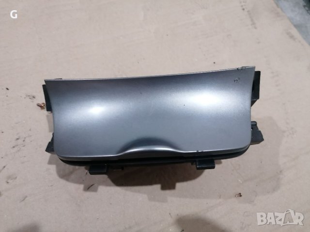 Пепелник Мазда 6 , снимка 2 - Части - 37063607