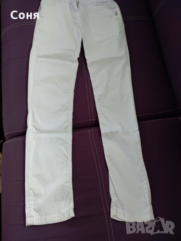 Дамски дънки и  поли, снимка 3 - Дънки - 31297510