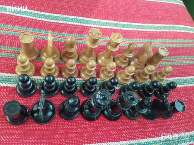 Бакелитови фигури за шах