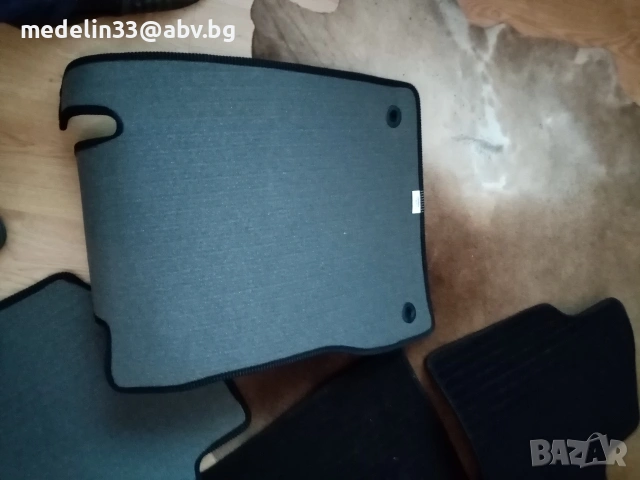 Немски мокетени стелки PETEX нови, за Mercedes W211, E class 2002-2009 и Clx 2004-2010, снимка 4 - Аксесоари и консумативи - 54012735