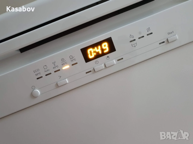 Съдомиялна Miele - Auto Open - 14 Комплекта - Свободностояща - 60см, снимка 8 - Съдомиялни - 51980353